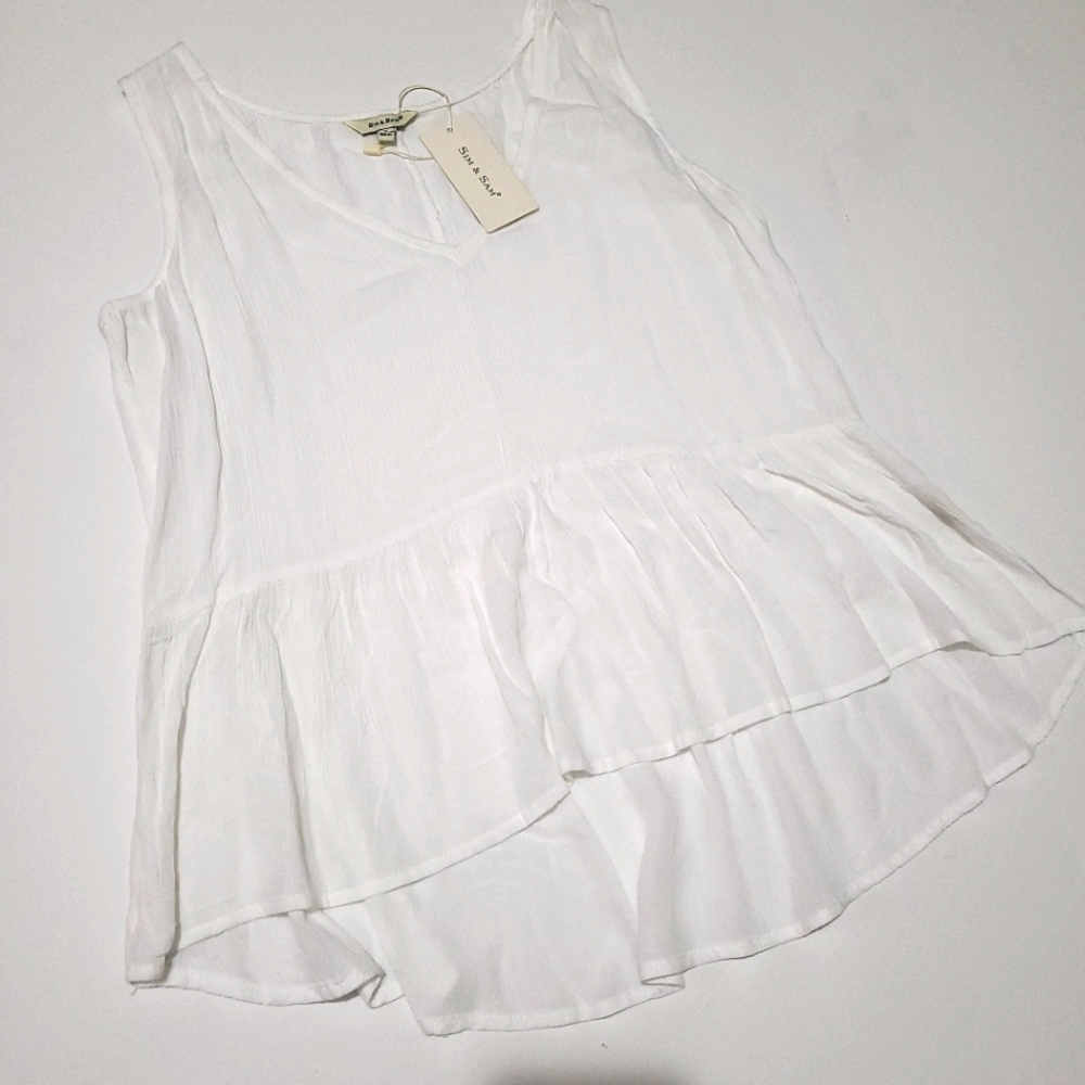 Sim & Sam White Top
